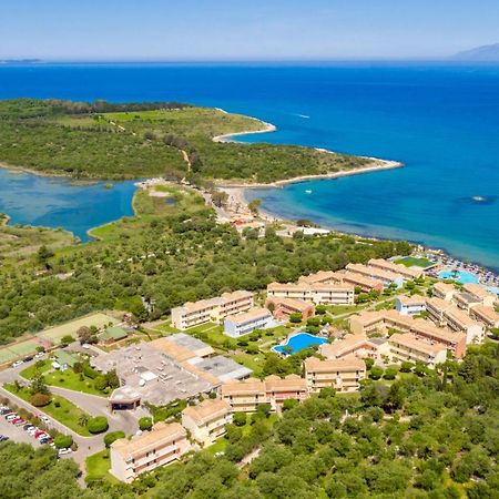Mareblue Beach Agios Spyridon  Bagian luar foto